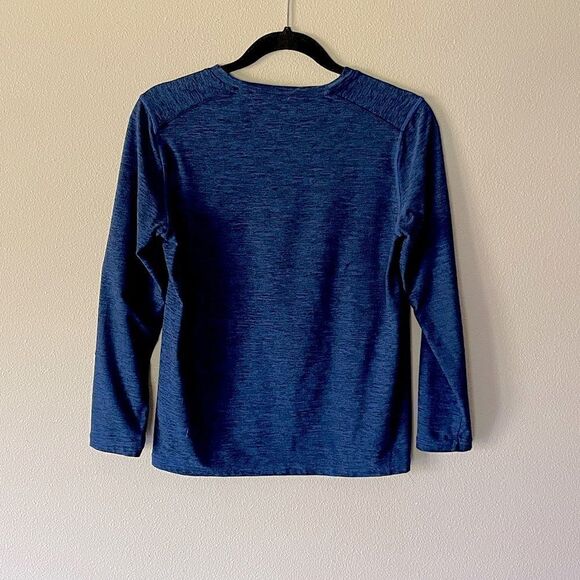 NEW! Youth Russell Athletic, Dri-Power 360, Long-Sleeve Active Shirt. Size Med. - Picture 2 of 4